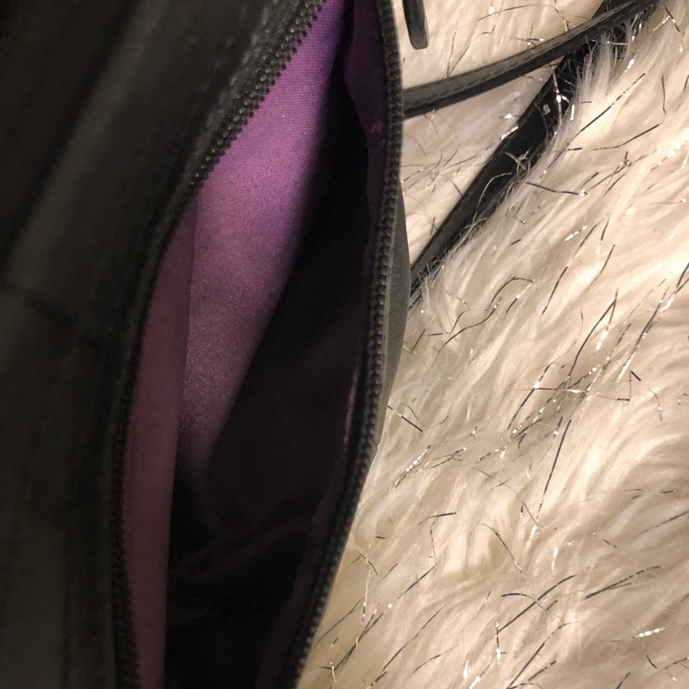 Black Coach Bag - Picture 7 of 8